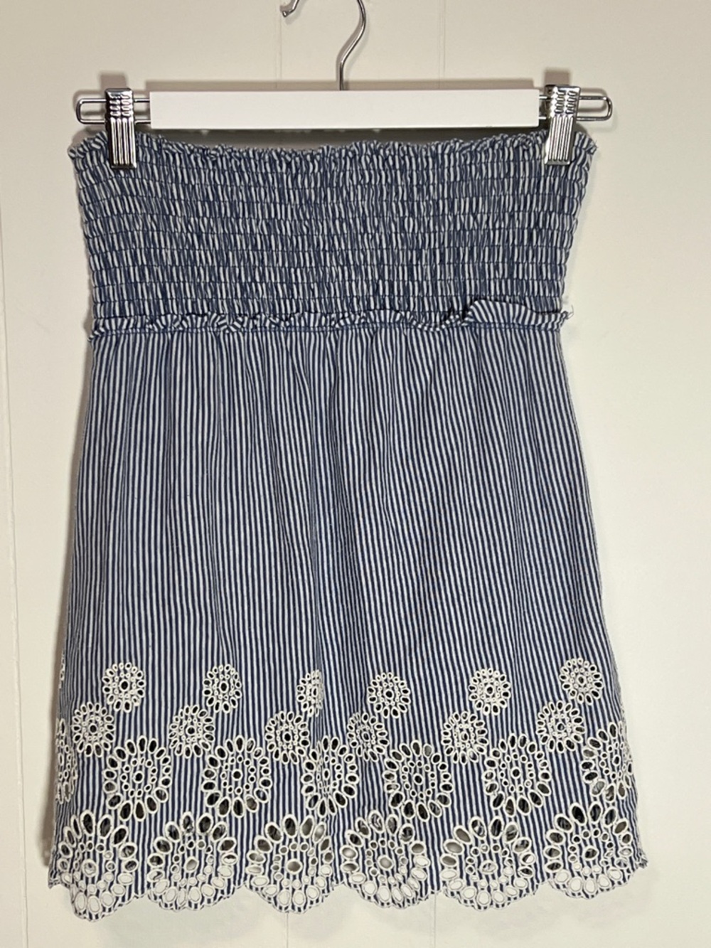 Vintage Abercrombie and Fitch Y2K Smocked Babydoll Top Navy White Strip Eyelet S